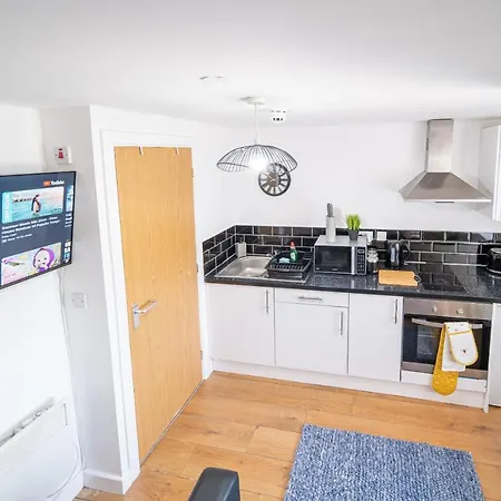 Bv Kirkstall Central 1 Bedroom Apt Free Private Parking Leeds  Exterior photo
